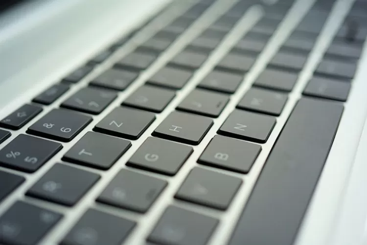 Becoming increasingly rare: Thats what the scroll key on your keyboard is for