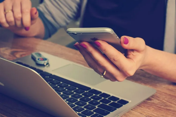 12 Clever Ways To Use Your Apple Device For Self-Care